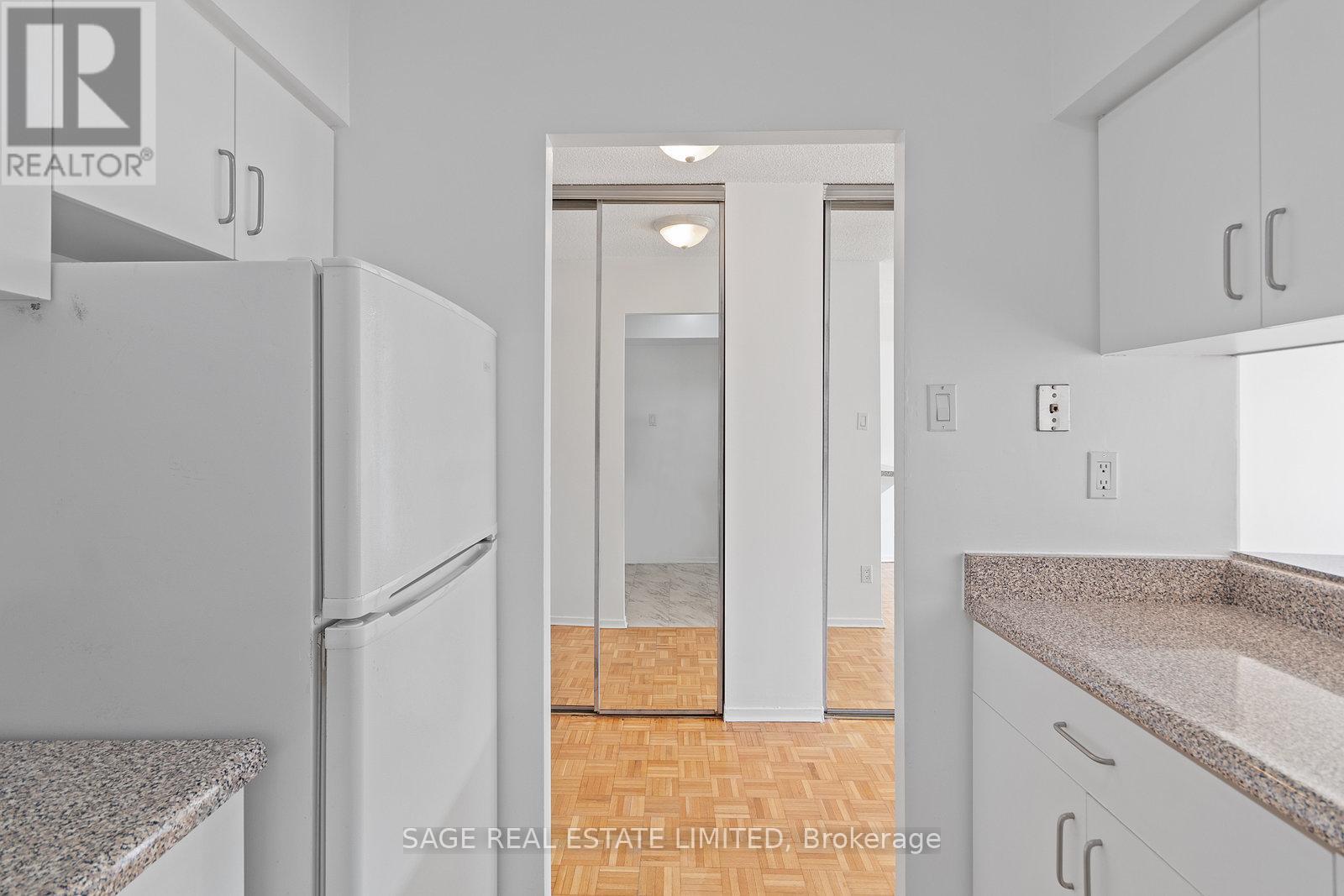 601 - 120 St. Patrick Street, Toronto, Ontario  M5T 2X7 - Photo 5 - C12472353