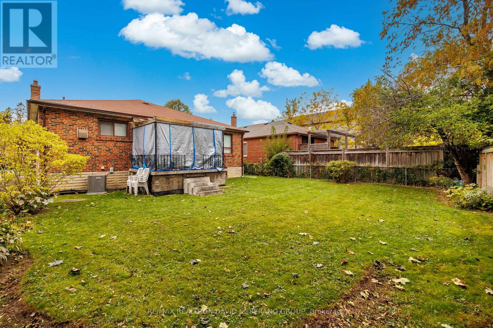 89 Allingham Gardens, Toronto, Ontario  M3H 1X9 - Photo 36 - C12472357