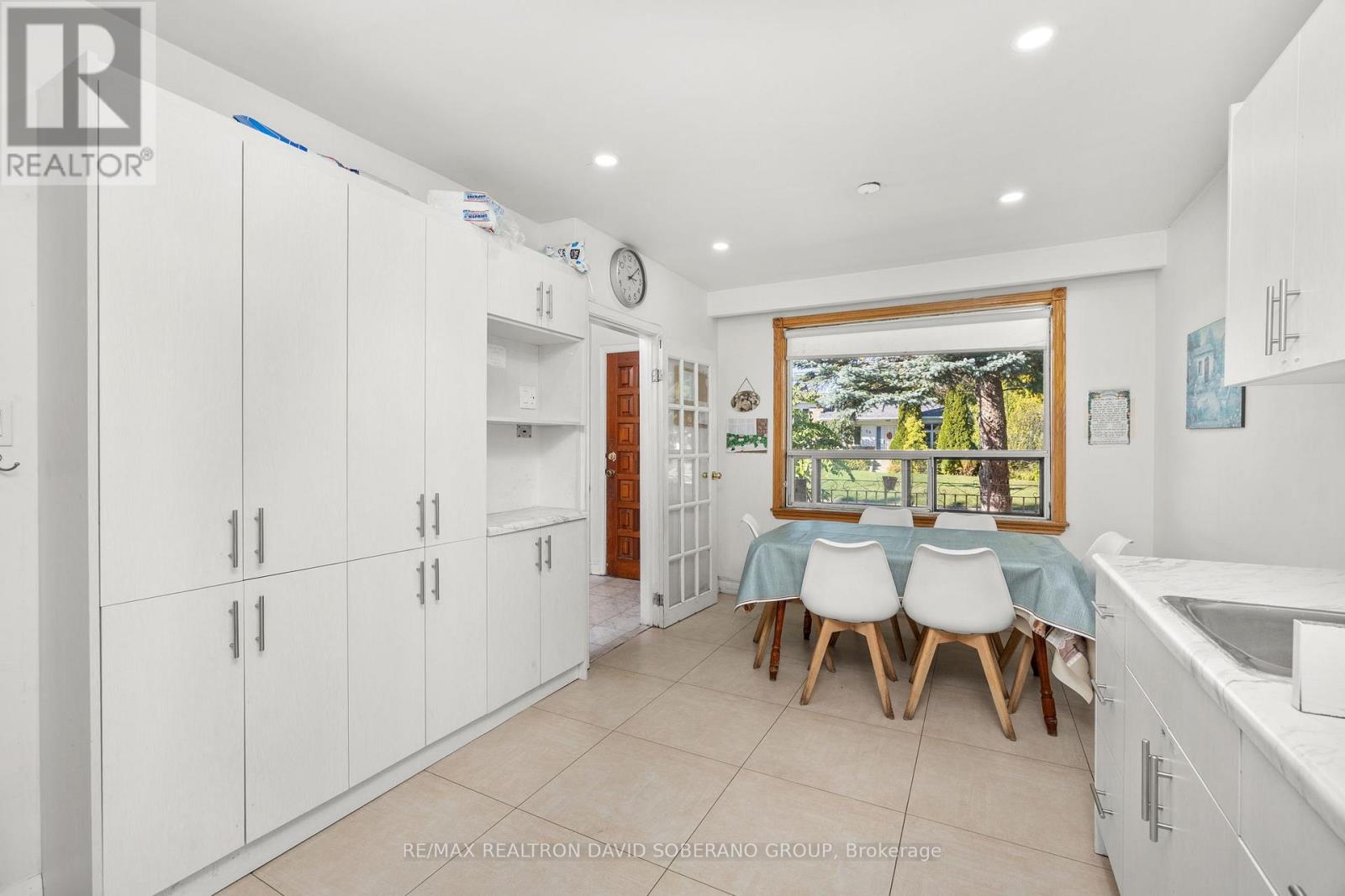 49 Danby Avenue, Toronto, Ontario  M3H 2J4 - Photo 10 - C12472366