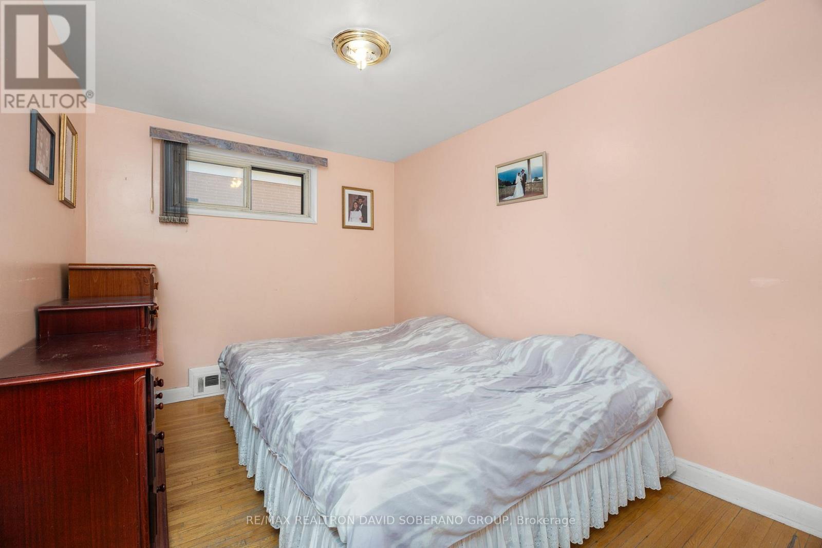 49 Danby Avenue, Toronto, Ontario  M3H 2J4 - Photo 16 - C12472366