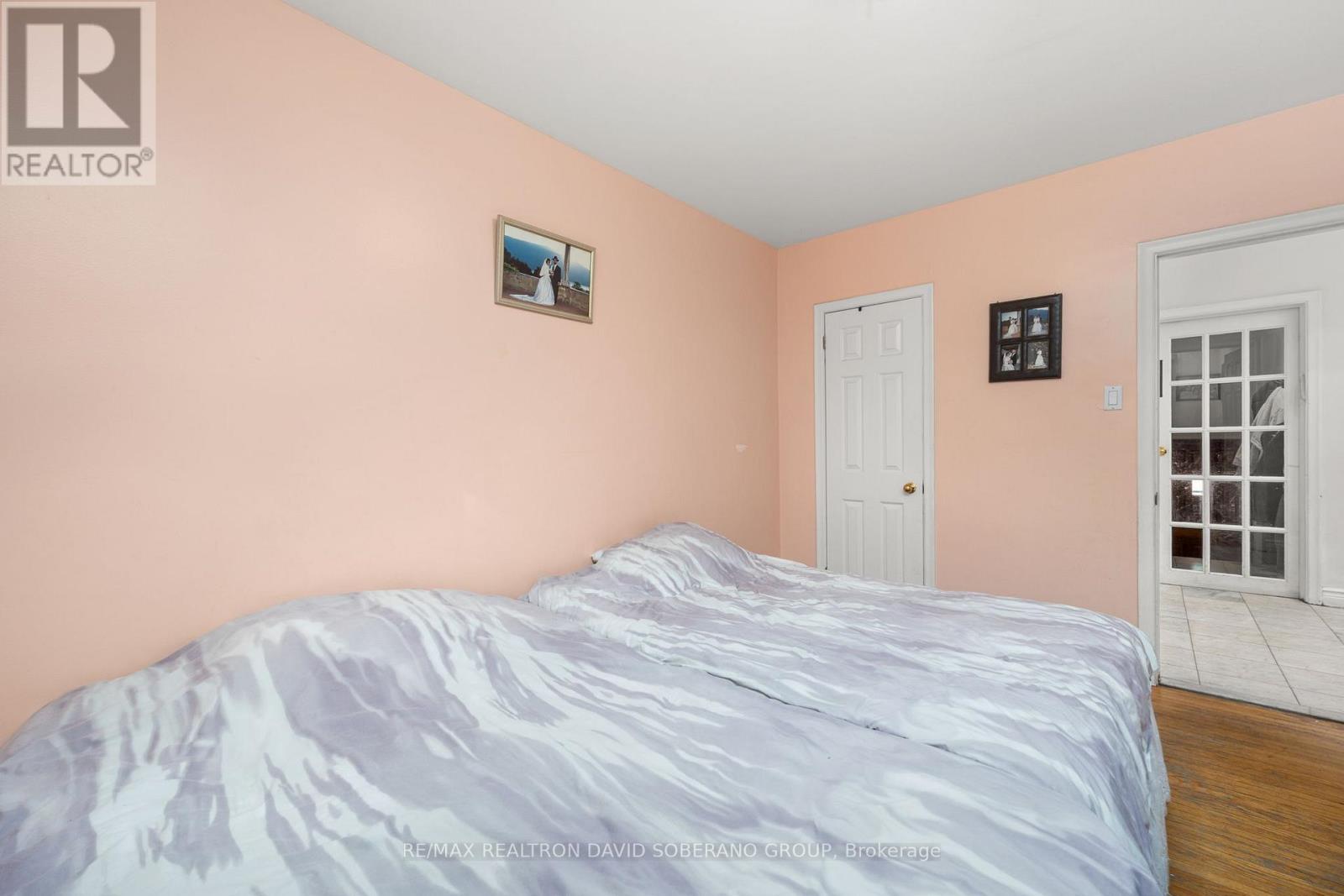 49 Danby Avenue, Toronto, Ontario  M3H 2J4 - Photo 17 - C12472366