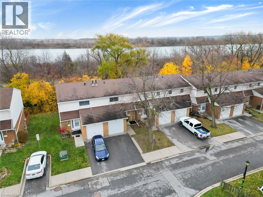 286 Cushman Road Unit# 42, St. Catharines, Ontario  L2M 6Z2 - Photo 3 - 40780768