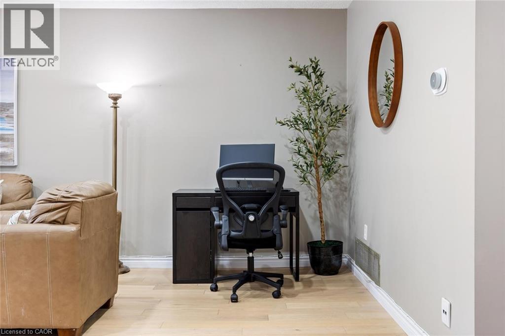 49 Cedarwoods Crescent Unit# 48, Kitchener, Ontario  N2C 2L1 - Photo 10 - 40780660