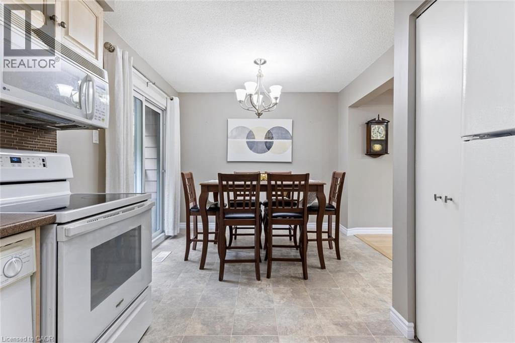 49 Cedarwoods Crescent Unit# 48, Kitchener, Ontario  N2C 2L1 - Photo 18 - 40780660