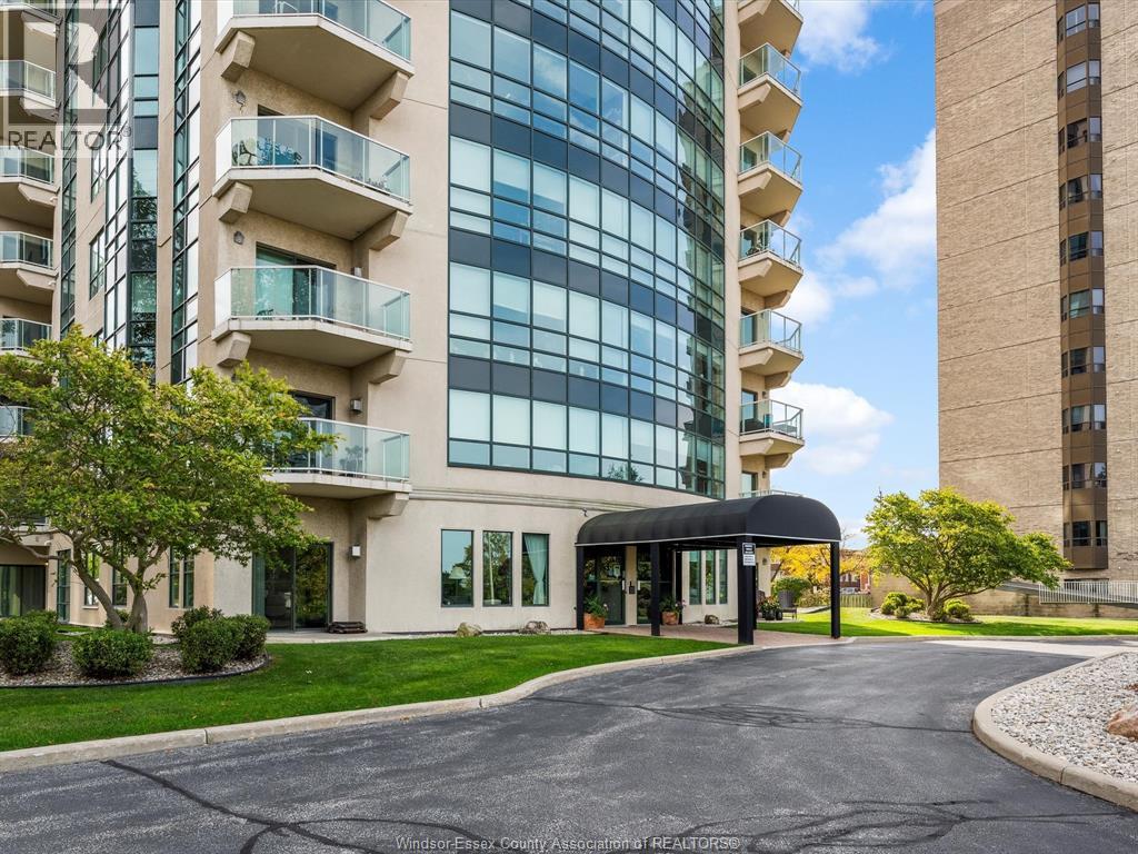 4789 Riverside Drive Unit# 304, Windsor, Ontario  N8Y 5A2 - Photo 2 - 25026569