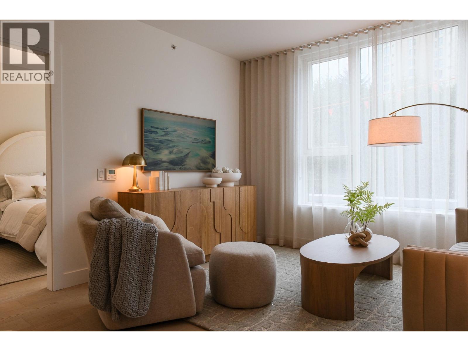 307 423 6th Street, West Vancouver, British Columbia  V7T 0A1 - Photo 8 - R3059702