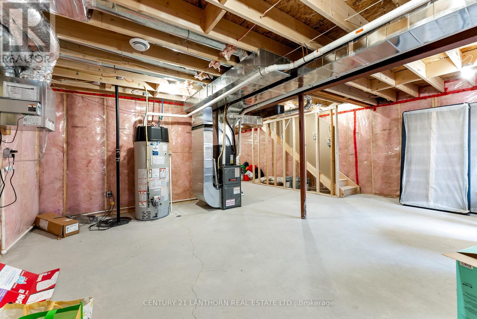 25 Beasley Crescent, Prince Edward County, Ontario N1T 1J9 - Photo 24 - X12472390