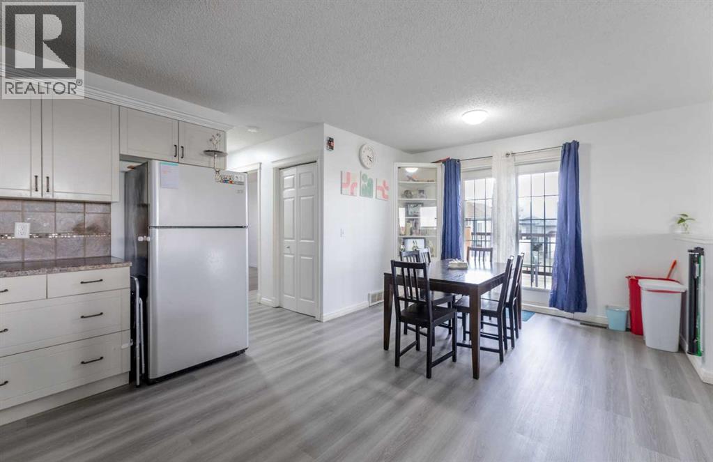96 Appleside Close Se, Calgary, Alberta  T2A 7T9 - Photo 7 - A2265554