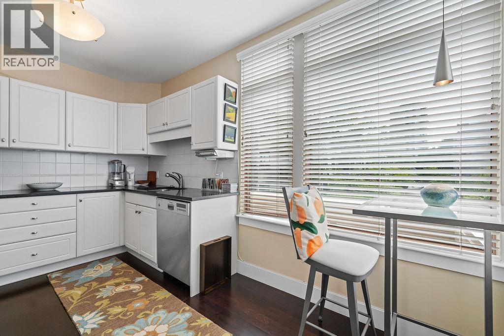 402 2271 Bellevue Avenue, West Vancouver, British Columbia  V7V 4X1 - Photo 23 - R3059943