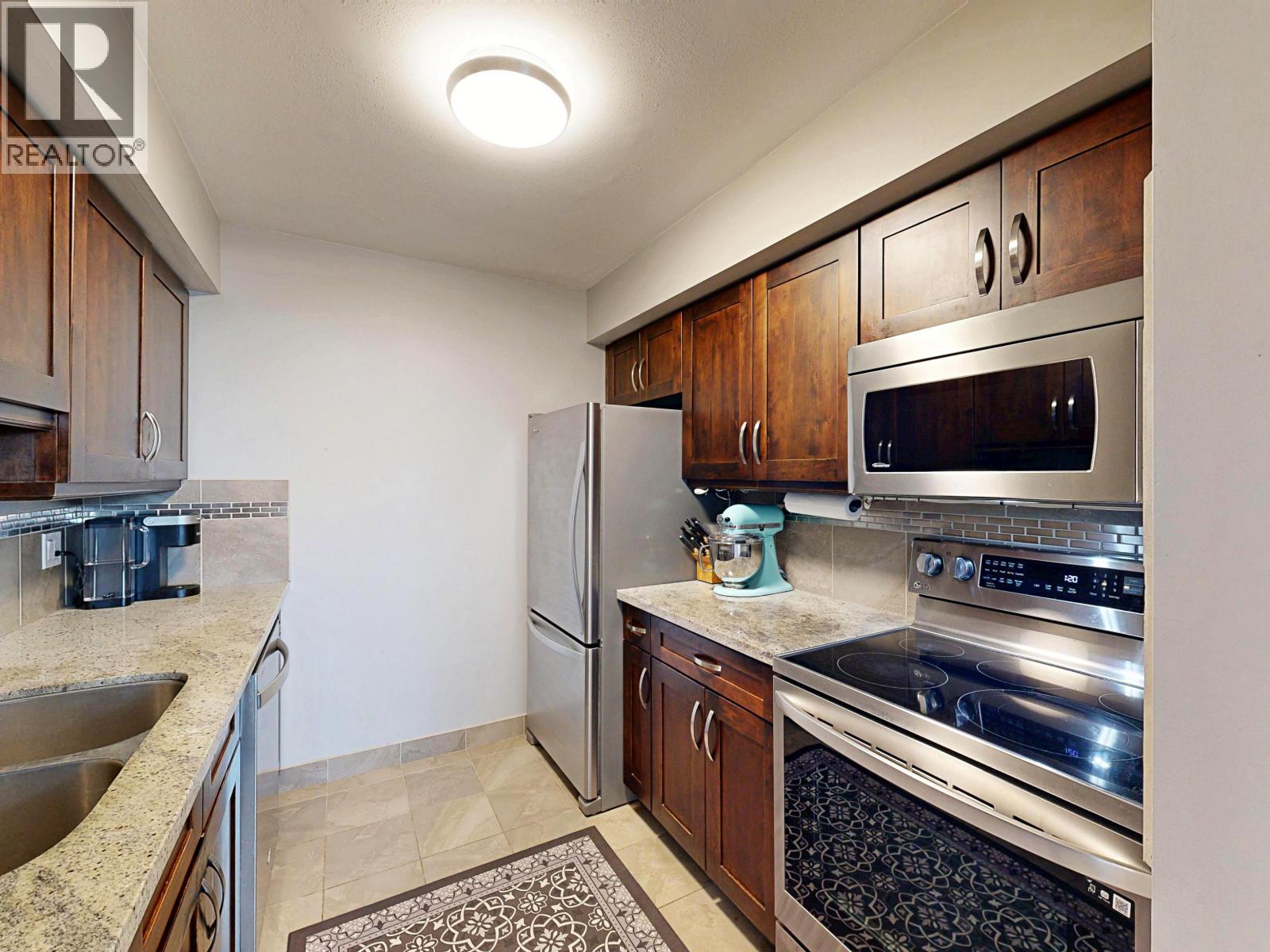 802 3920 Hastings Street, Burnaby, British Columbia  V5C 6C7 - Photo 11 - R3059954