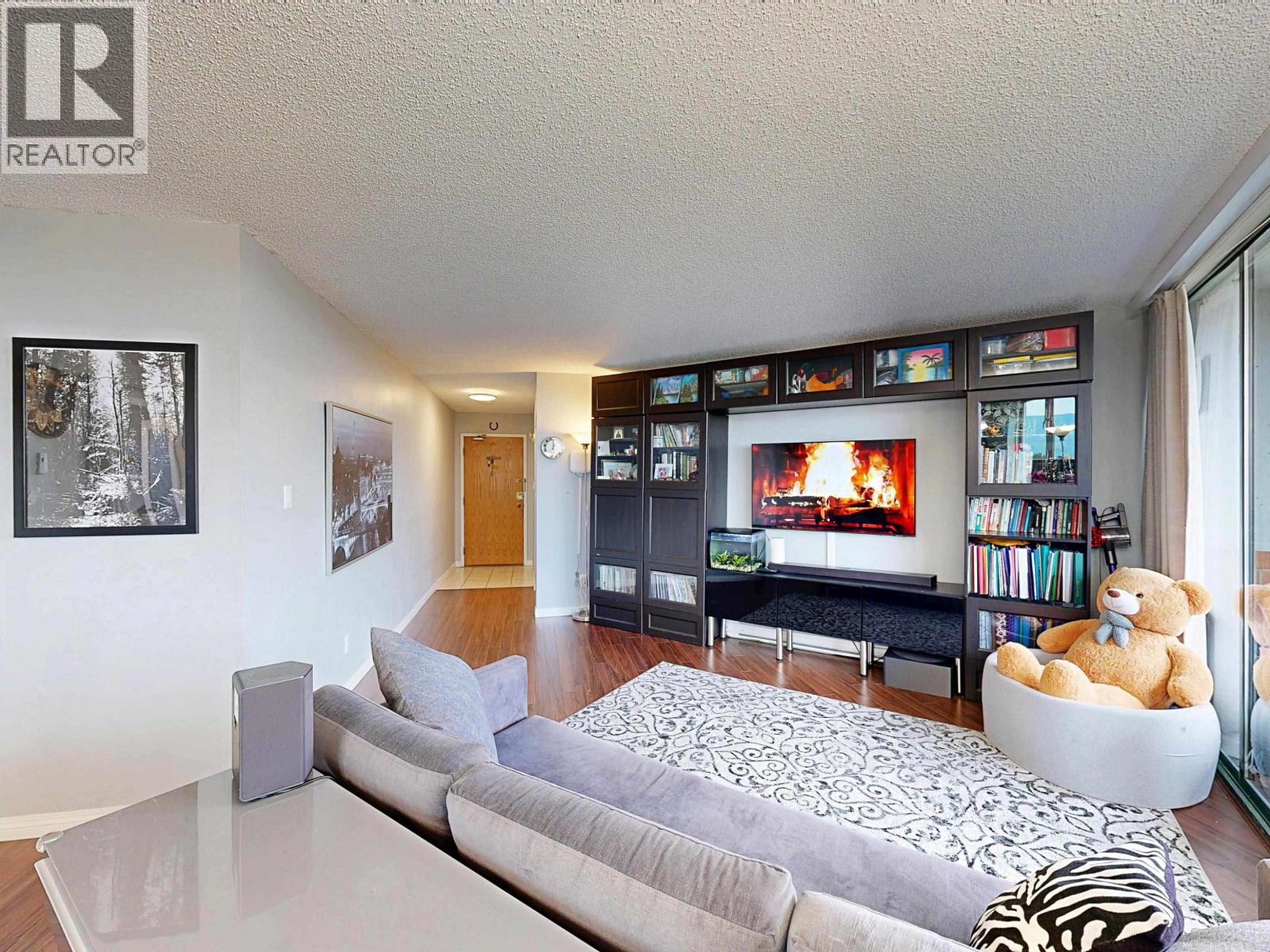 802 3920 Hastings Street, Burnaby, British Columbia  V5C 6C7 - Photo 4 - R3059954