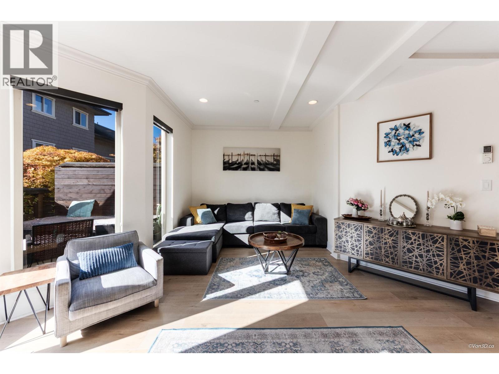 9 215 E 4th Street, North Vancouver, British Columbia  V7L 1J1 - Photo 4 - R3059869