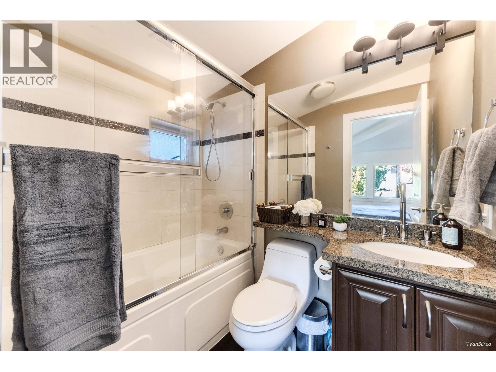 9 215 E 4th Street, North Vancouver, British Columbia  V7L 1J1 - Photo 29 - R3059869
