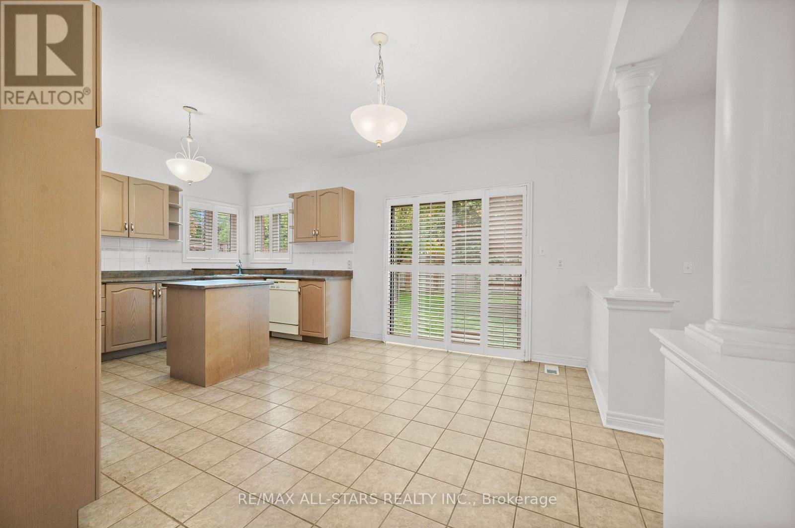 9 Wood Thrush Avenue, Markham, Ontario  L3S 4A8 - Photo 17 - N12472323