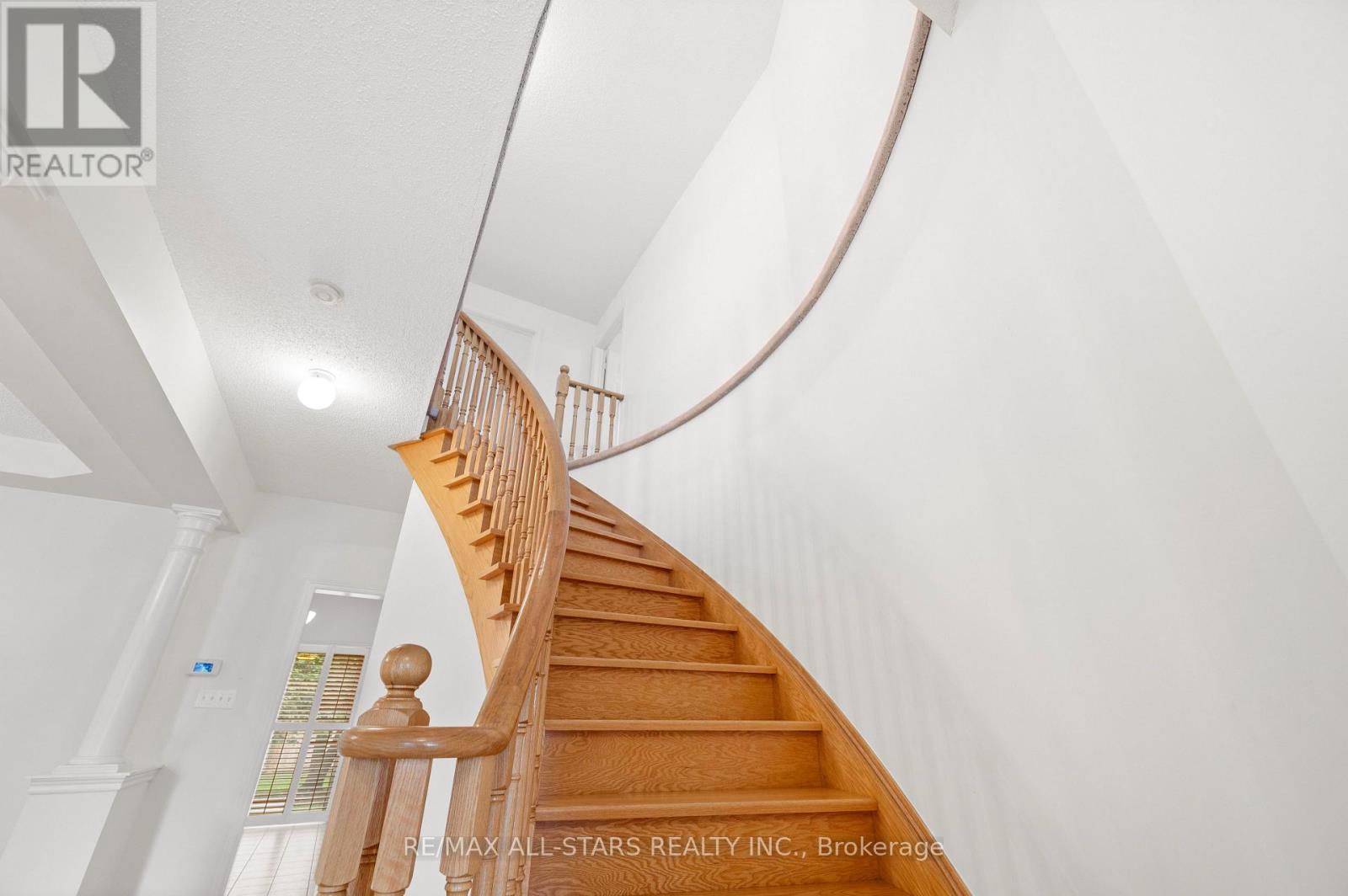 9 Wood Thrush Avenue, Markham, Ontario  L3S 4A8 - Photo 23 - N12472323