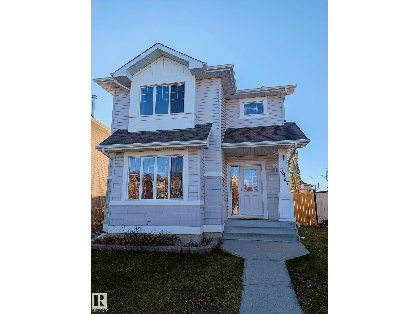 3927 160 AV NW, edmonton, Alberta