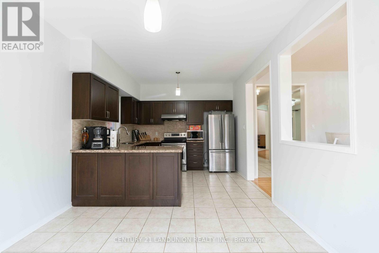 58 Stricker Avenue, Markham (Wismer), Ontario  L6E 1N6 - Photo 12 - N12472354