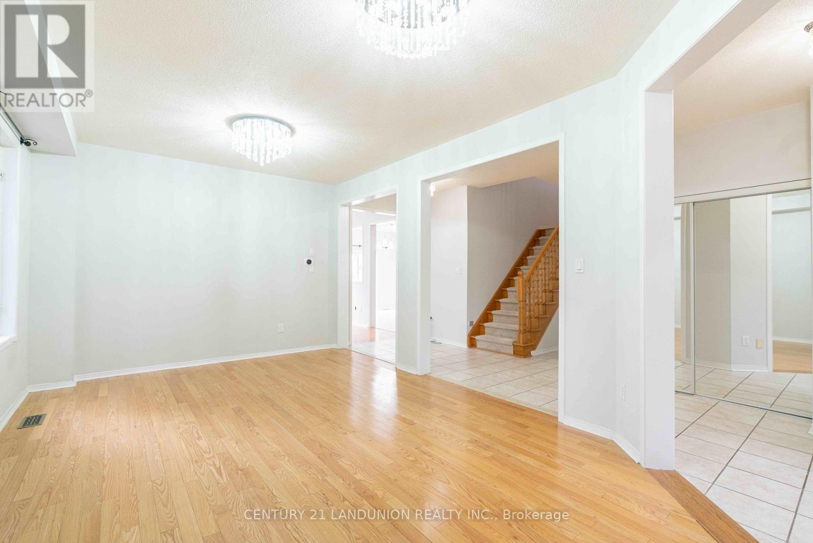 58 Stricker Avenue, Markham (Wismer), Ontario  L6E 1N6 - Photo 3 - N12472354