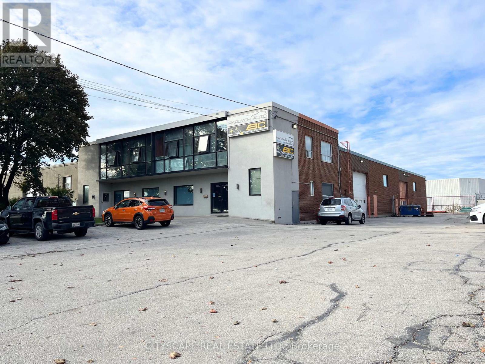 220 Creditstone Road, Vaughan (Vaughan Corporate Centre), Ontario  L4K 1P3 - Photo 2 - N12472361
