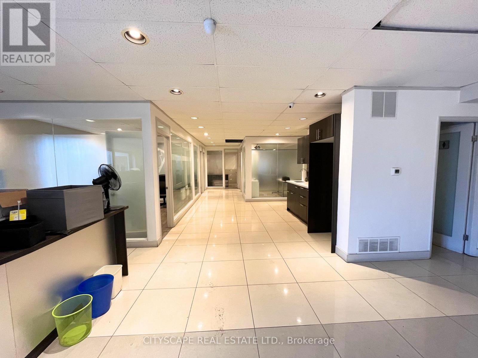 220 Creditstone Road, Vaughan (Vaughan Corporate Centre), Ontario  L4K 1P3 - Photo 8 - N12472361