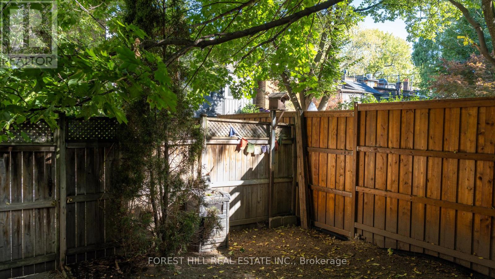 267 Seaton Street, Toronto, Ontario  M5A 2T5 - Photo 14 - C12447932