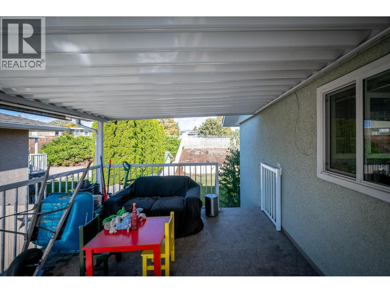 770 Sherwood Drive, Kamloops, British Columbia  V2B 4E5 - Photo 16 - 10366308