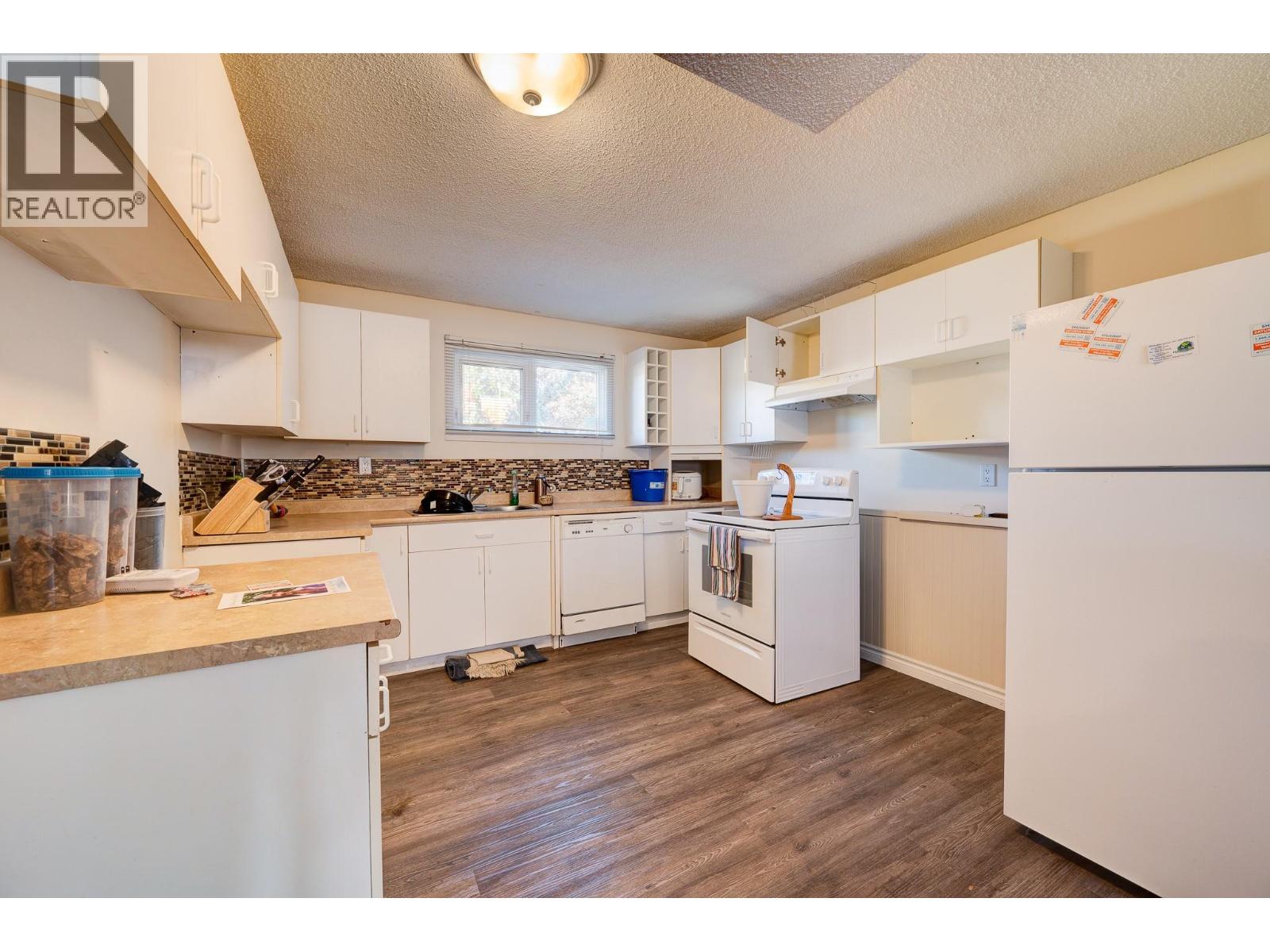 770 Sherwood Drive, Kamloops, British Columbia  V2B 4E5 - Photo 21 - 10366308