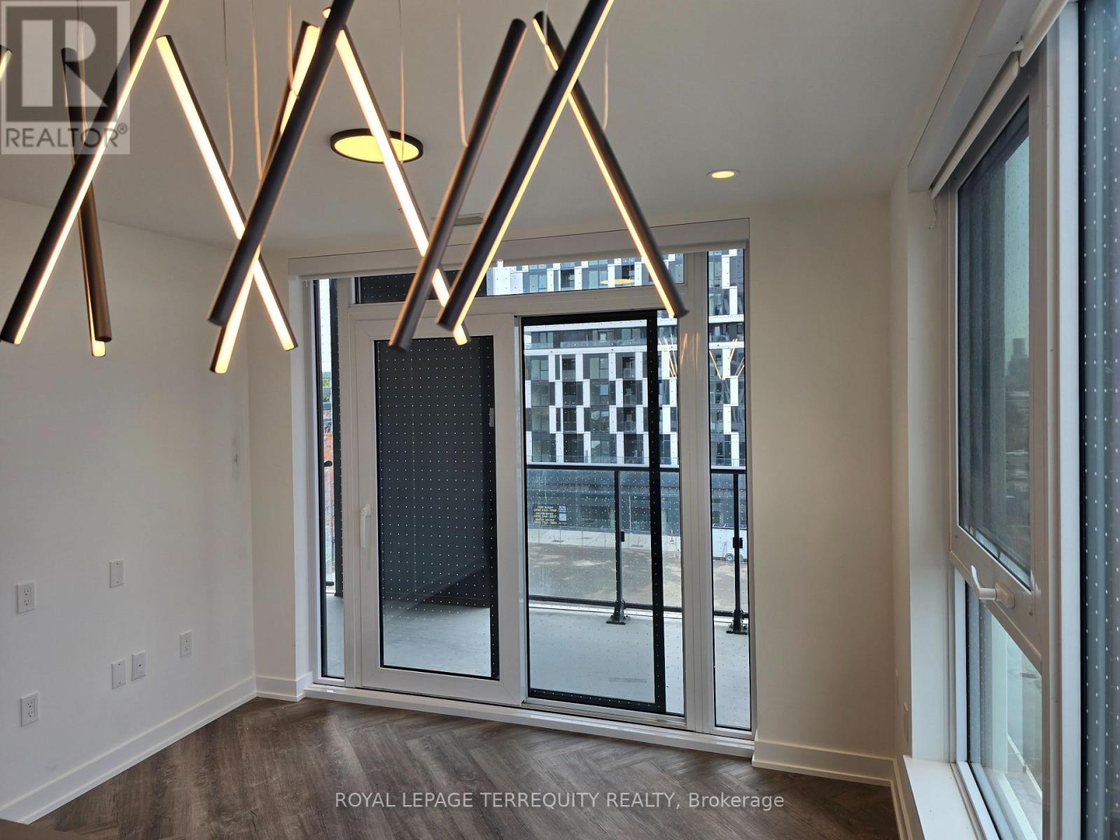402 - 1037 The Queensway, Toronto, Ontario  M8Z 6C7 - Photo 5 - W12469989