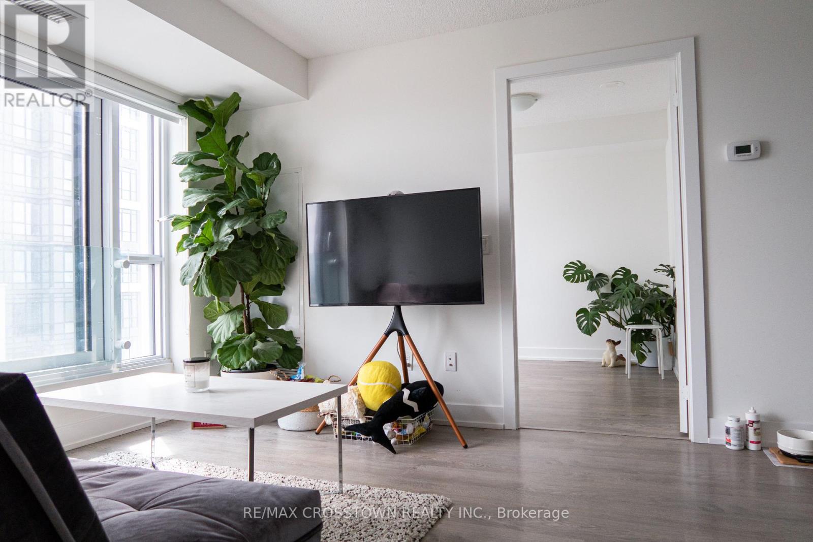 2901 - 7 Mabelle Avenue, Toronto, Ontario  M9A 0C9 - Photo 4 - W12472327