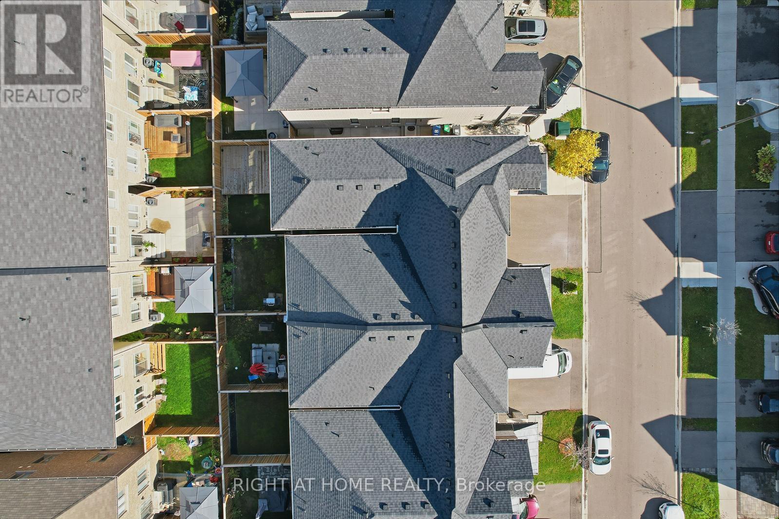 16 Angelfish Road, Brampton (Northwest Brampton), Ontario  L7A 5C5 - Photo 45 - W12472340