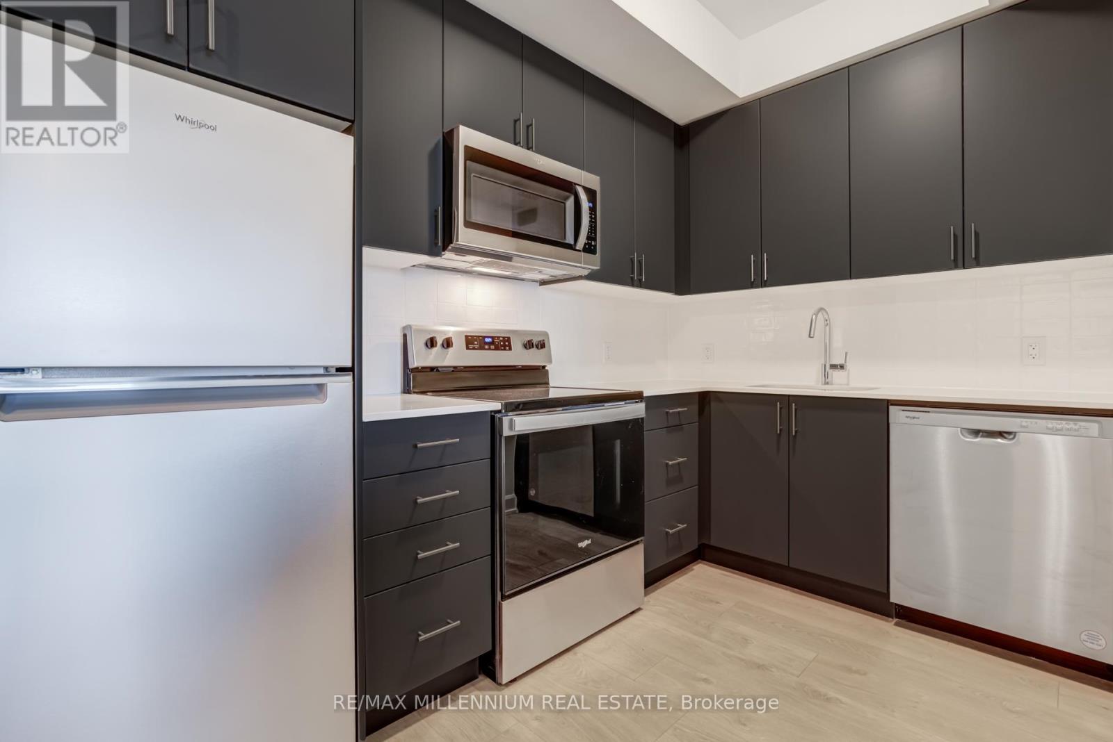 702 - 3220 William Coltson Avenue, Oakville, Ontario  L6H 7X9 - Photo 17 - W12472348