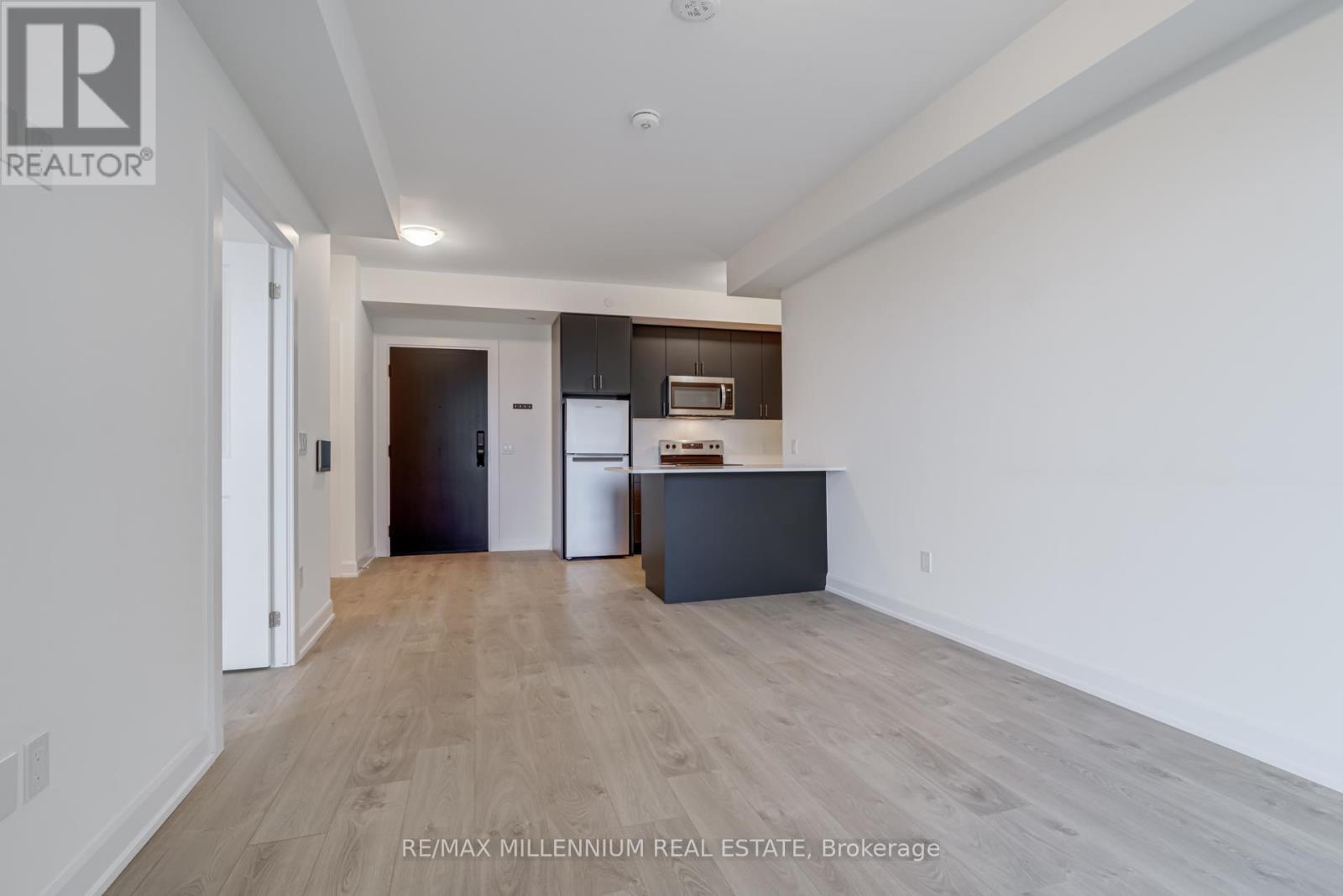 702 - 3220 William Coltson Avenue, Oakville, Ontario  L6H 7X9 - Photo 21 - W12472348