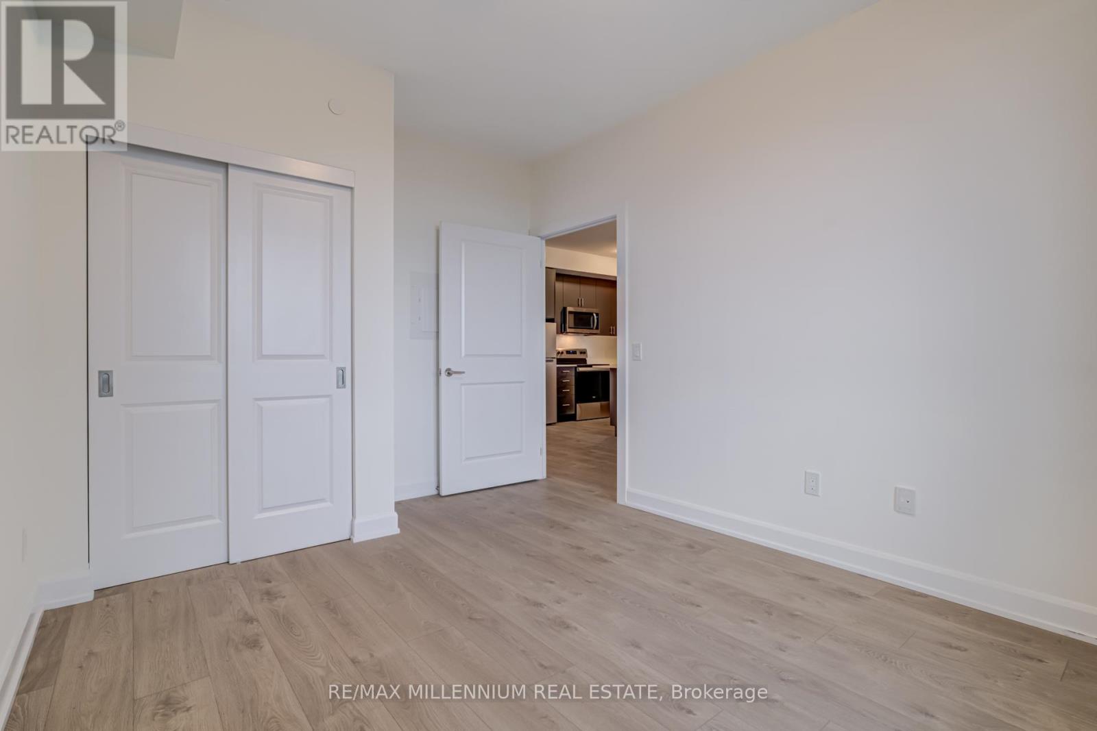 702 - 3220 William Coltson Avenue, Oakville, Ontario  L6H 7X9 - Photo 24 - W12472348