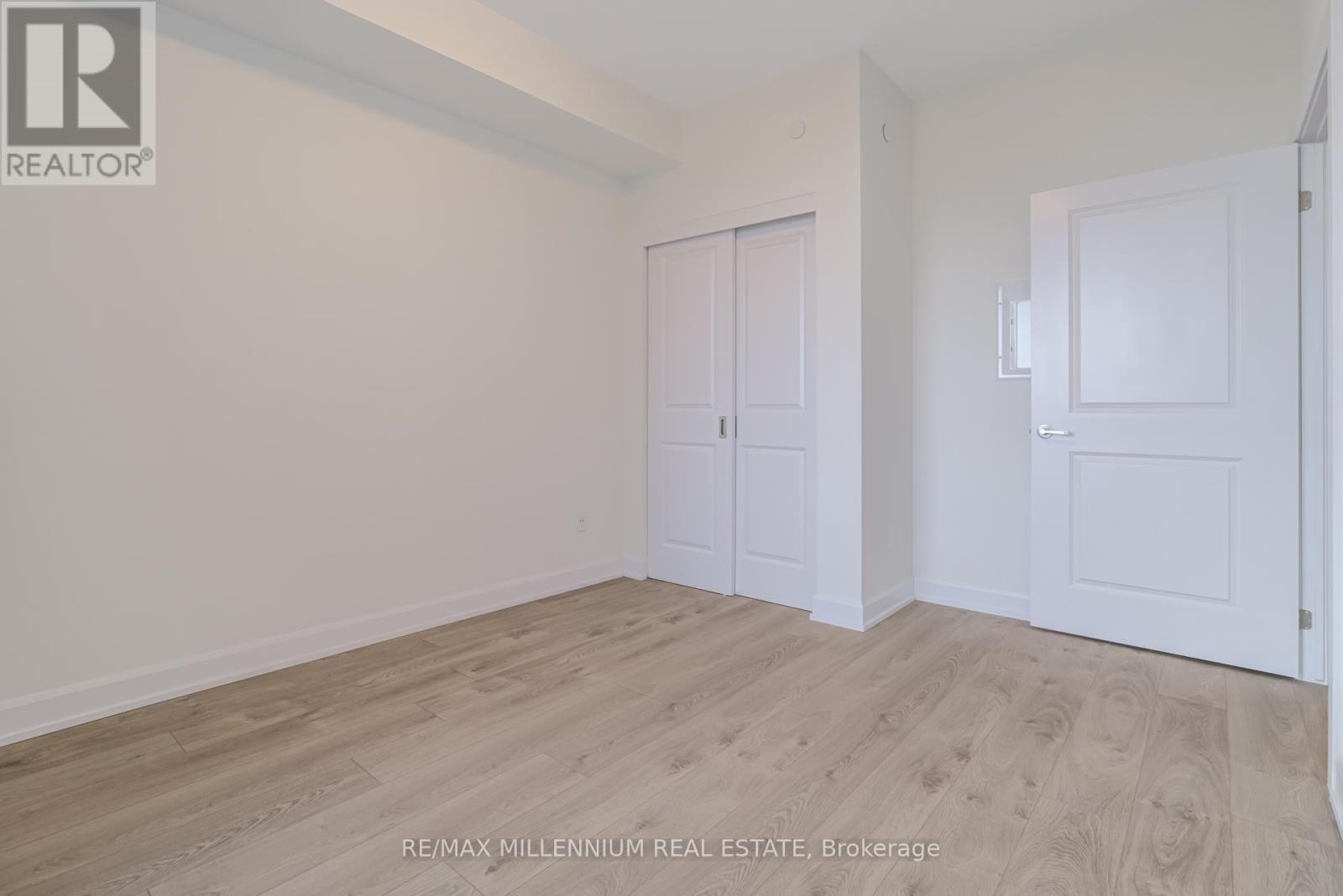 702 - 3220 William Coltson Avenue, Oakville, Ontario  L6H 7X9 - Photo 25 - W12472348