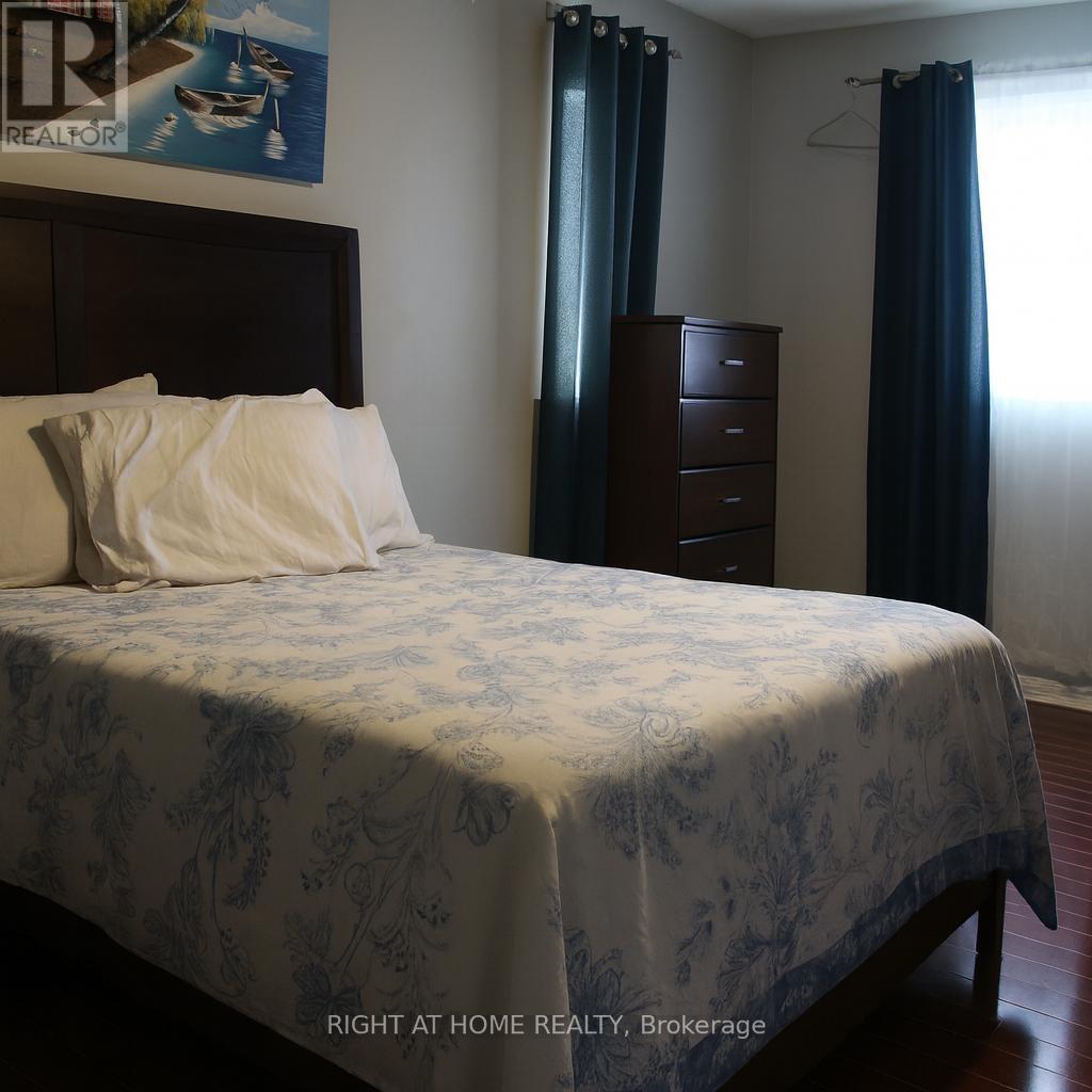 144 Cadillac Crescent, Brampton, Ontario  L7A 3B4 - Photo 11 - W12472352