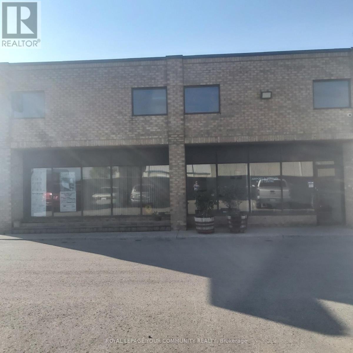 18 - 1 Delta Park Boulevard, Brampton (Gore Industrial South), Ontario  L6T 5G1 - Photo 11 - W12472355