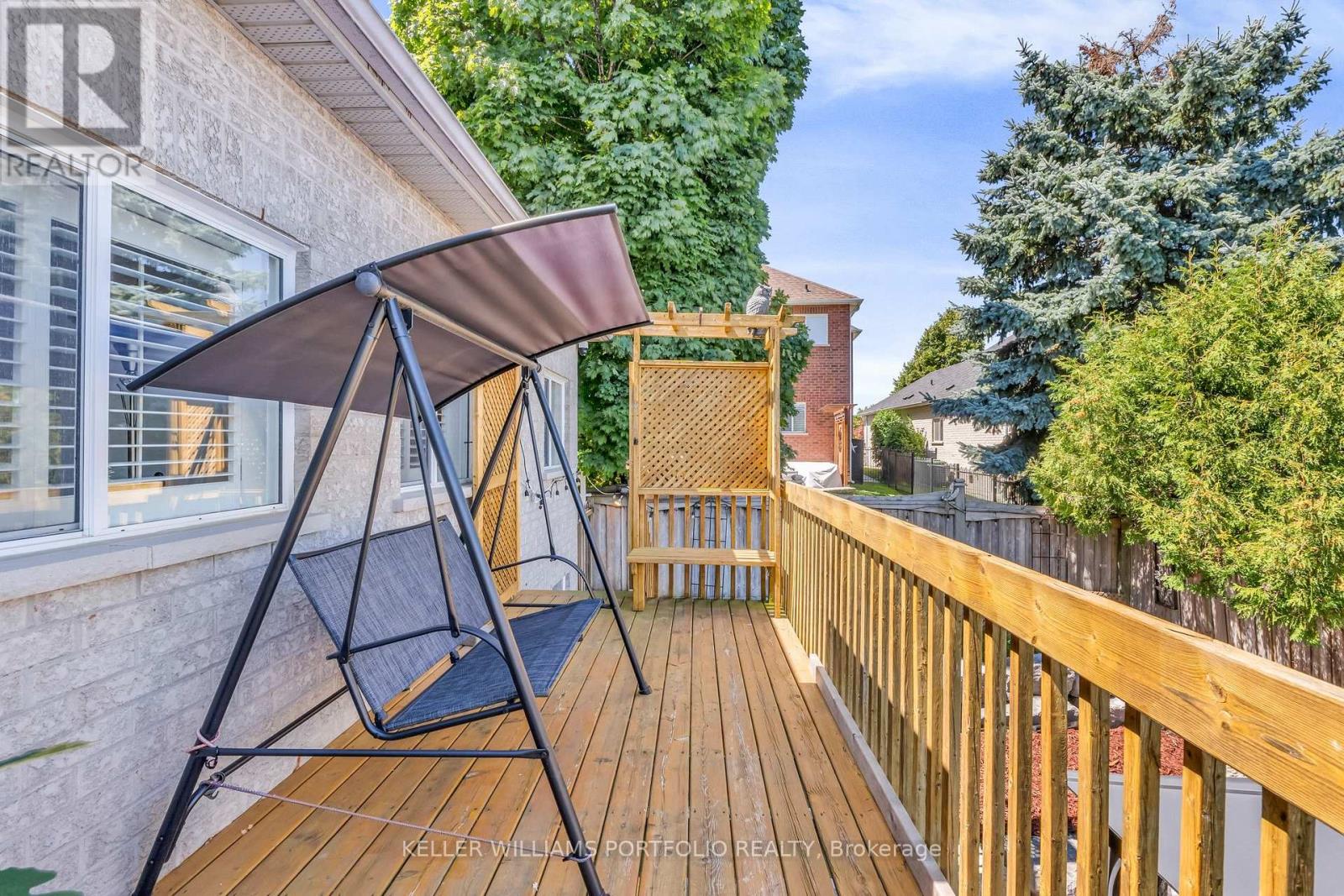 8 Vista View Court, Caledon, Ontario  L7C 1E1 - Photo 40 - W12472363