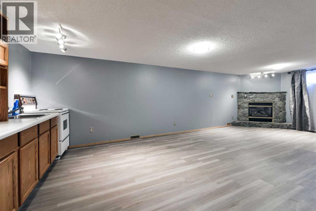 87 Gladeview Crescent Sw, Calgary, Alberta  T3E 4X9 - Photo 18 - A2264315