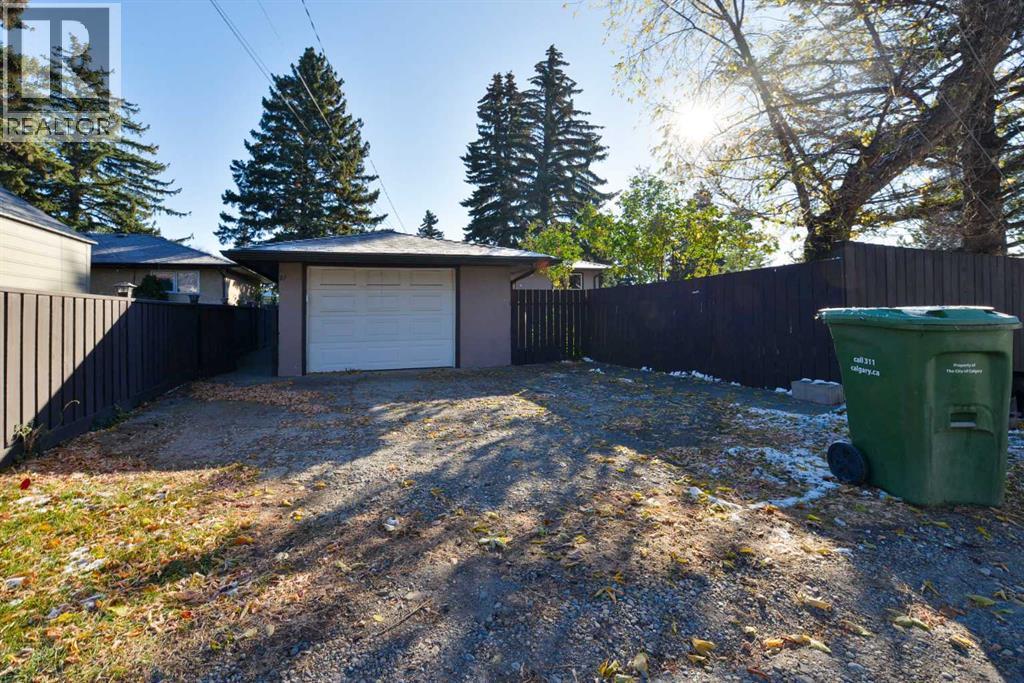 87 Gladeview Crescent Sw, Calgary, Alberta  T3E 4X9 - Photo 38 - A2264315