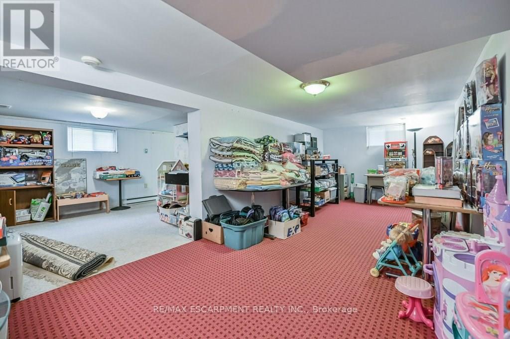 641 Limeridge Road E, Hamilton, Ontario  L8W 1A2 - Photo 15 - X12472326