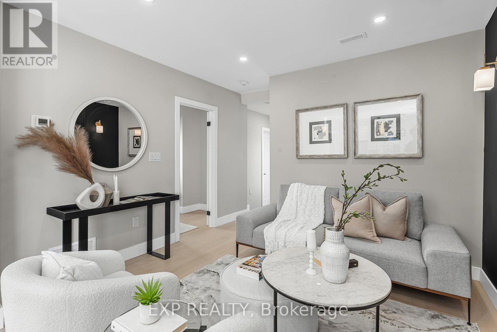56 East 34th Street, Hamilton, Ontario  L8V 3W3 - Photo 12 - X12472331