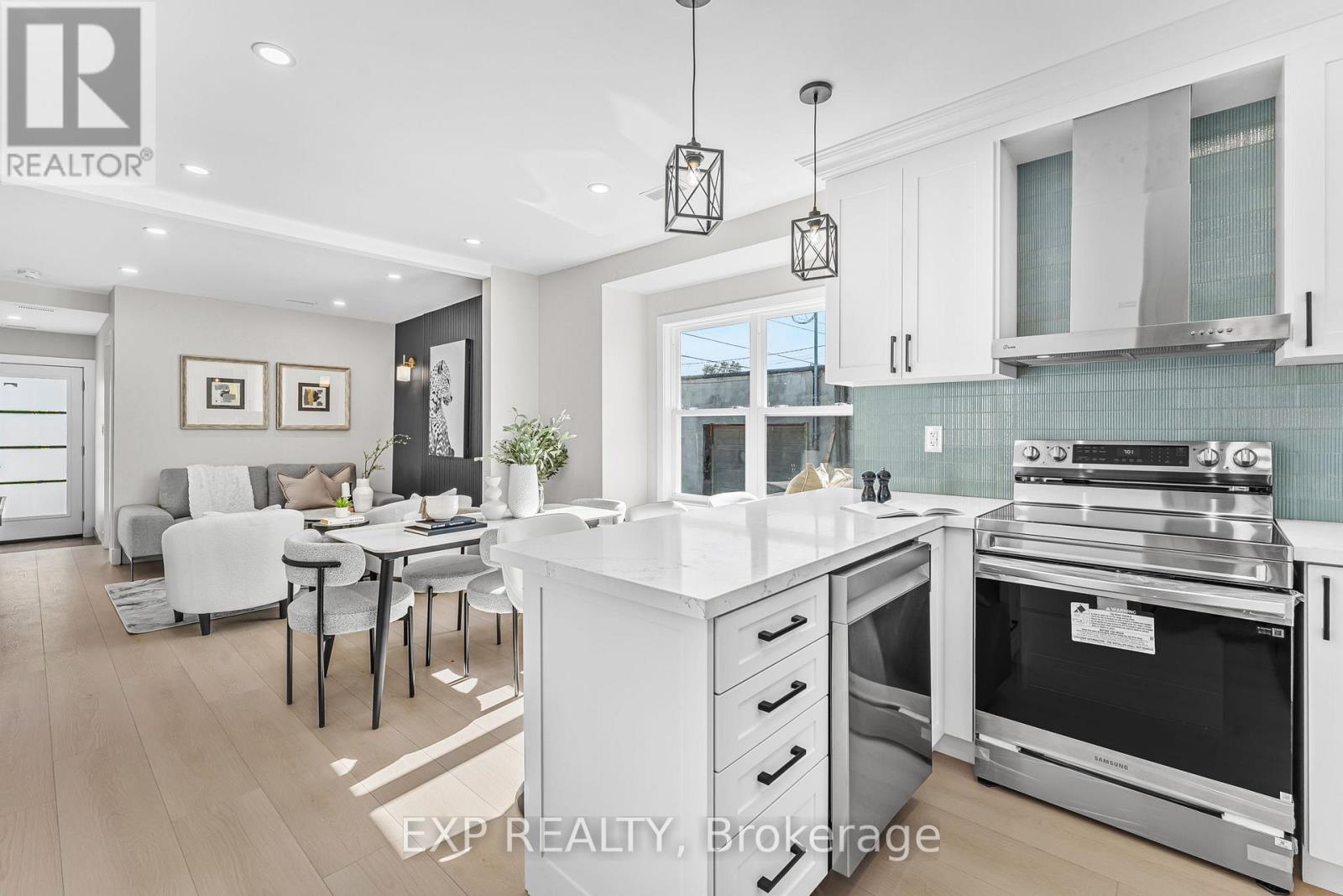 56 East 34th Street, Hamilton, Ontario  L8V 3W3 - Photo 20 - X12472331
