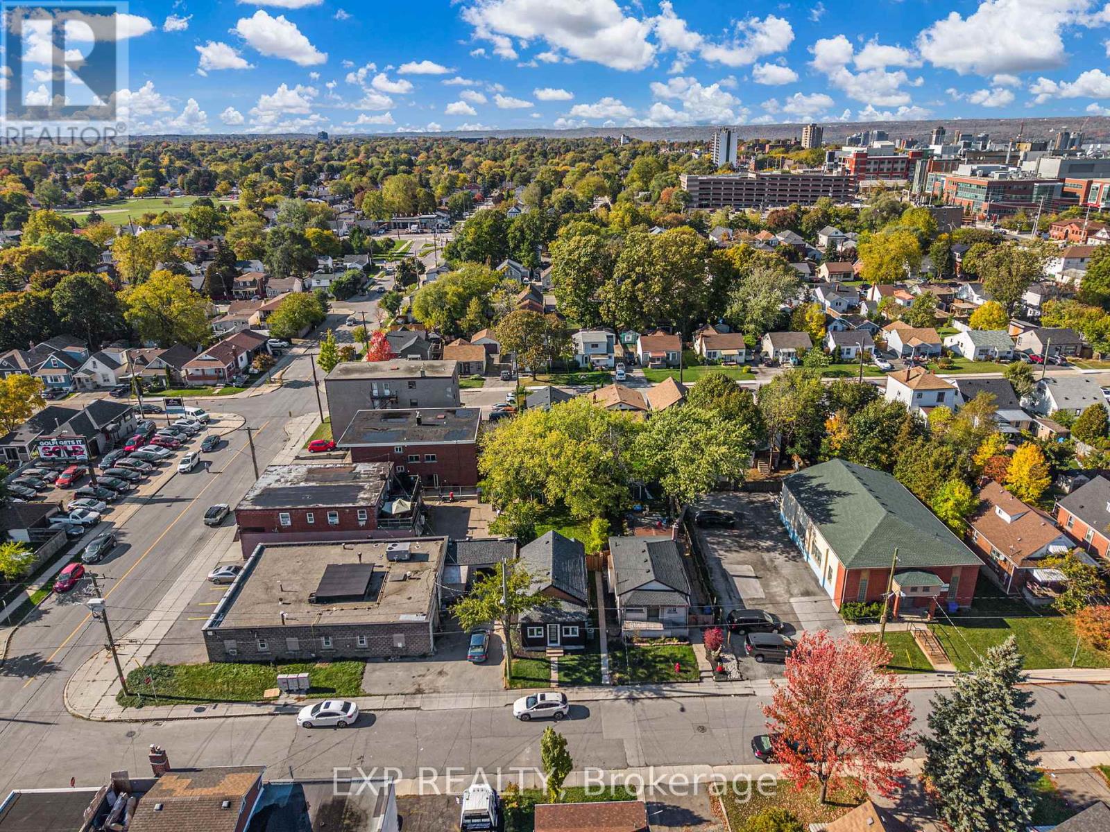 56 East 34th Street, Hamilton, Ontario  L8V 3W3 - Photo 31 - X12472331