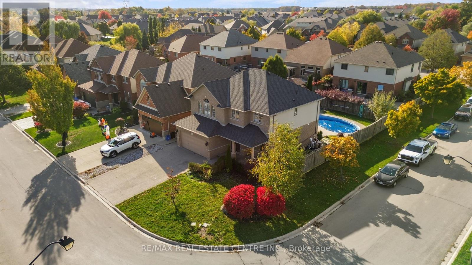 170 Southbrook Drive W, Hamilton (Binbrook), Ontario  L0R 1C0 - Photo 4 - X12472334