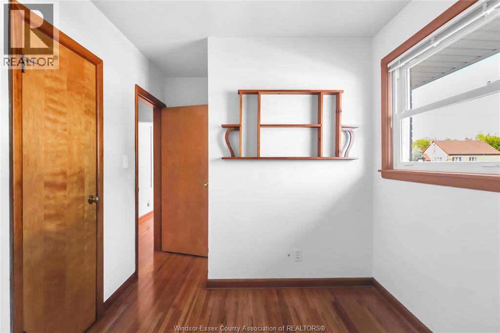 615 Giles West Unit# Main, Windsor, Ontario  N9A 6H9 - Photo 12 - 25026536