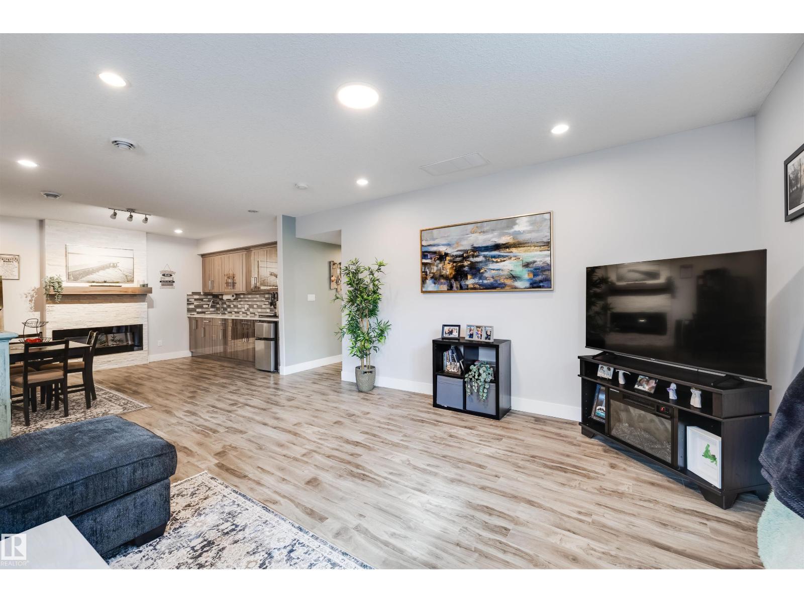 3901 44 Av, Beaumont, Alberta  T4X 2B7 - Photo 38 - E4459520