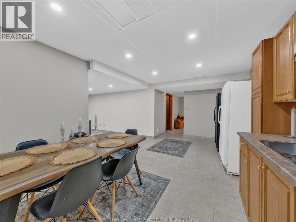 1685 Askin, Windsor, Ontario  N9B 3S4 - Photo 36 - 25026527