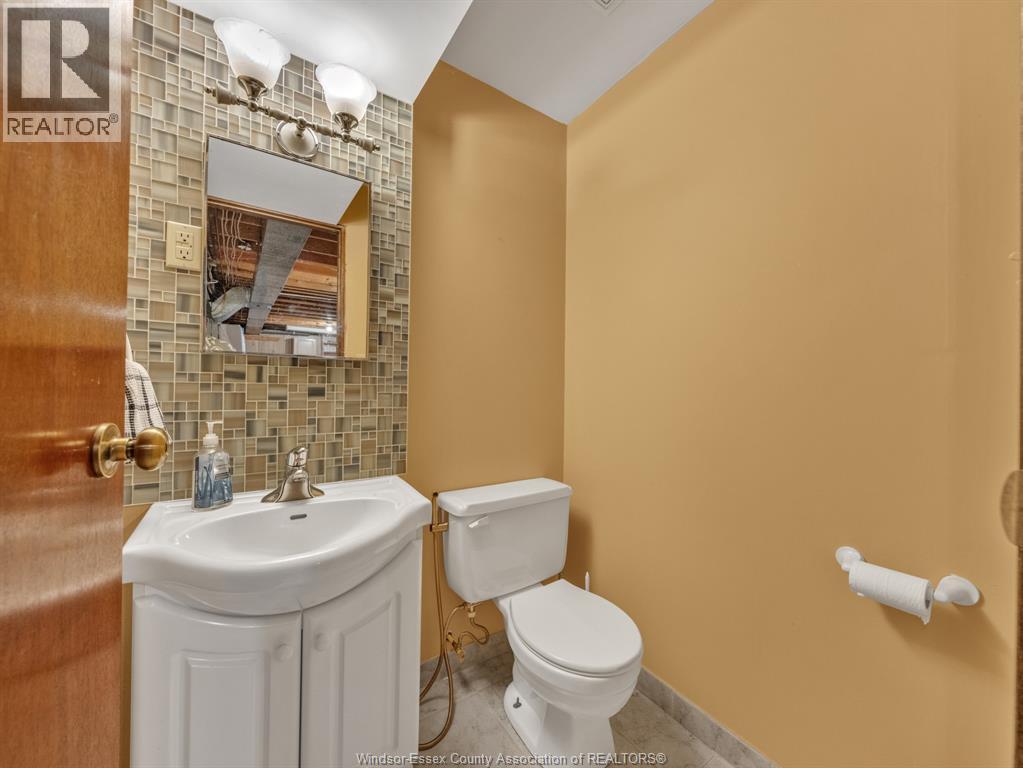 1685 Askin, Windsor, Ontario  N9B 3S4 - Photo 39 - 25026527