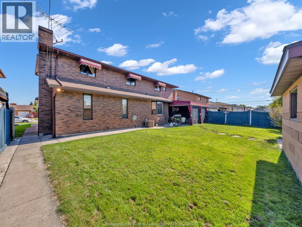 1685 Askin, Windsor, Ontario  N9B 3S4 - Photo 40 - 25026527