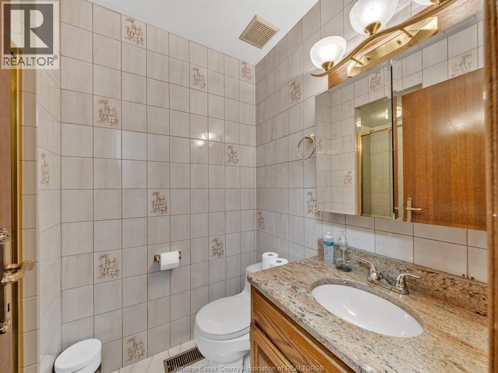 1685 Askin, Windsor, Ontario  N9B 3S4 - Photo 33 - 25026527